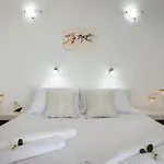 Pancratium & Bed and breakfast