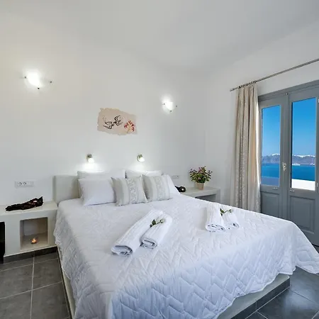 Pancratium & Bed & Breakfast 4*