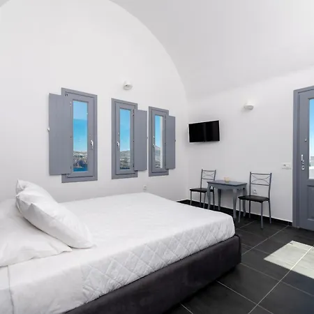 Couette-café Pancratium & 3*