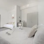 فندق مبيت وإفطار Pancratium & 4*