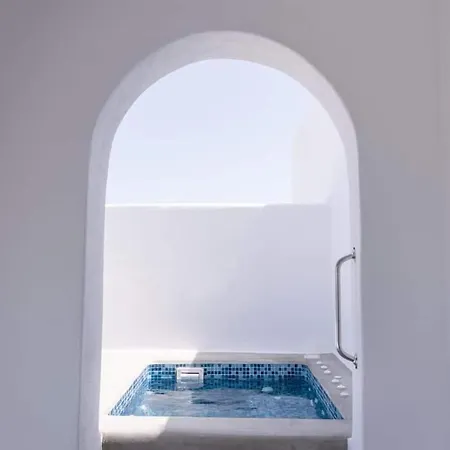 Pancratium & 4* Akrotírion