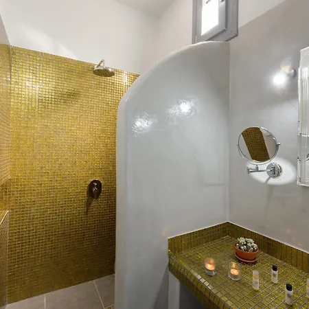 לינה וארוחת בוקר Pancratium & Akrotírion